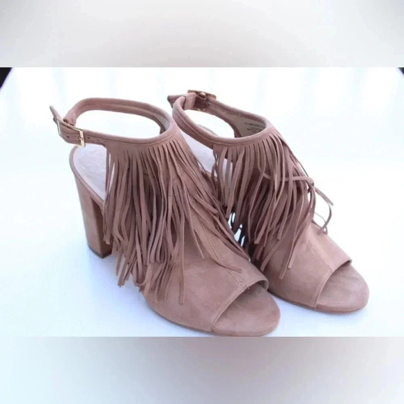 Vince Camuto fringe booties - Picture 1 of 11